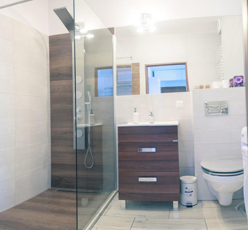 Apartament Zeus Zielona Góra Esterno foto